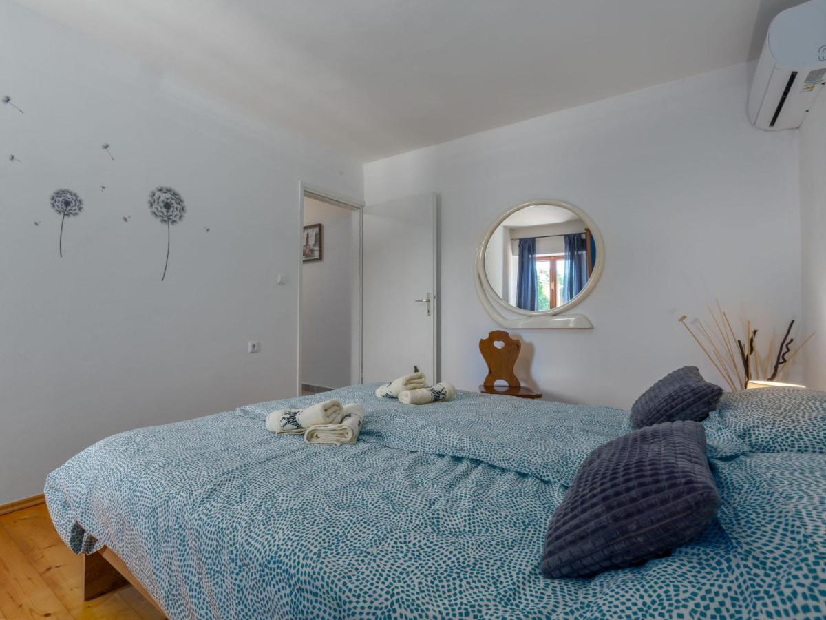 Holiday Home Villa Lucky Brtonigla Esterno foto