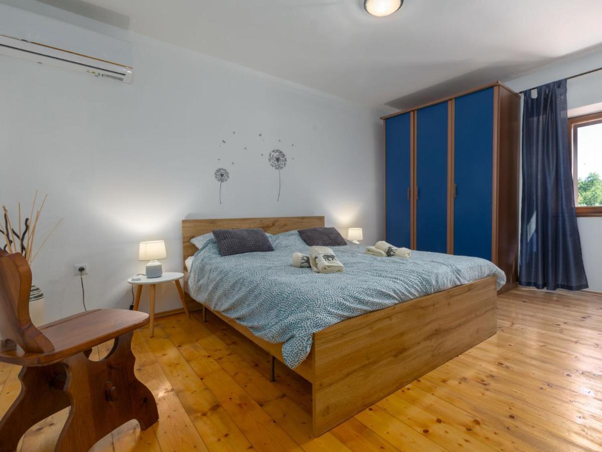 Holiday Home Villa Lucky Brtonigla Esterno foto