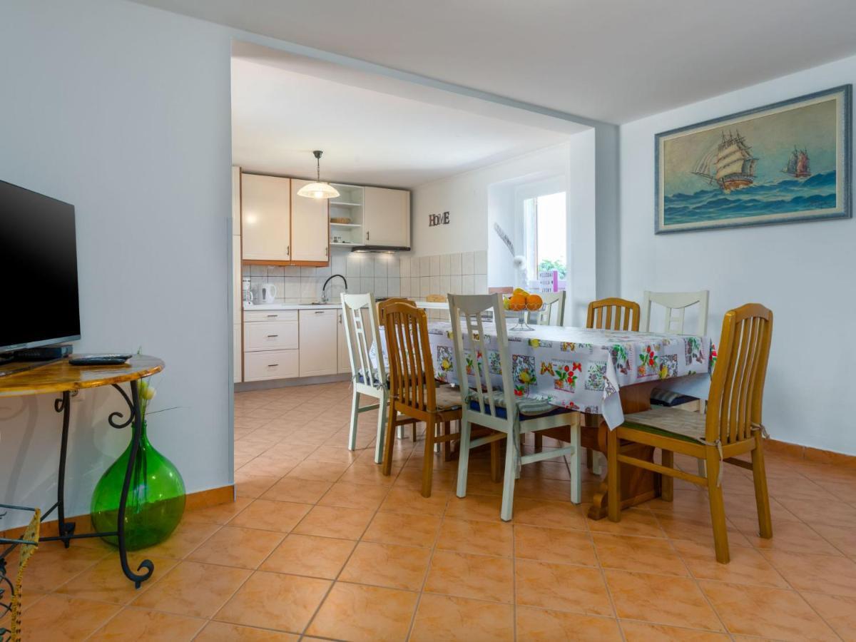 Holiday Home Villa Lucky Brtonigla Esterno foto