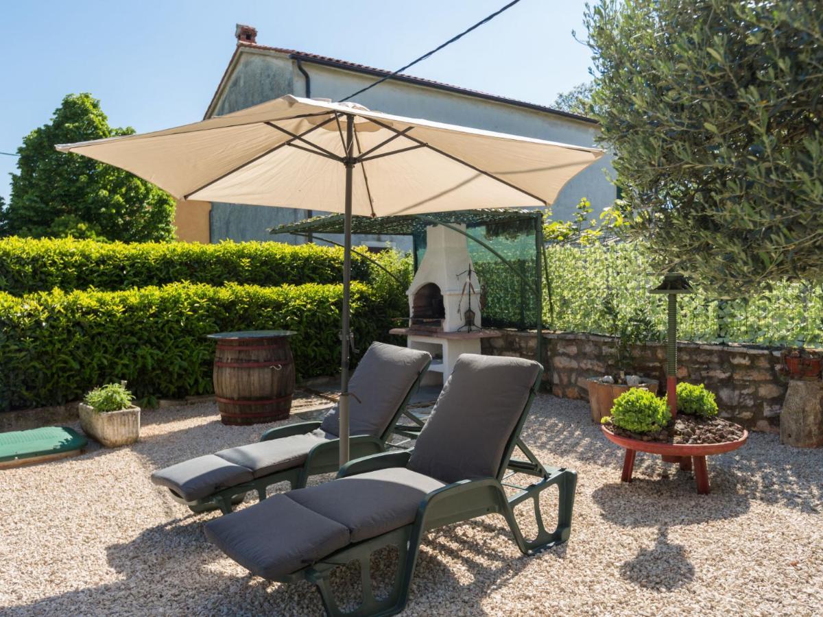 Holiday Home Villa Lucky Brtonigla Esterno foto