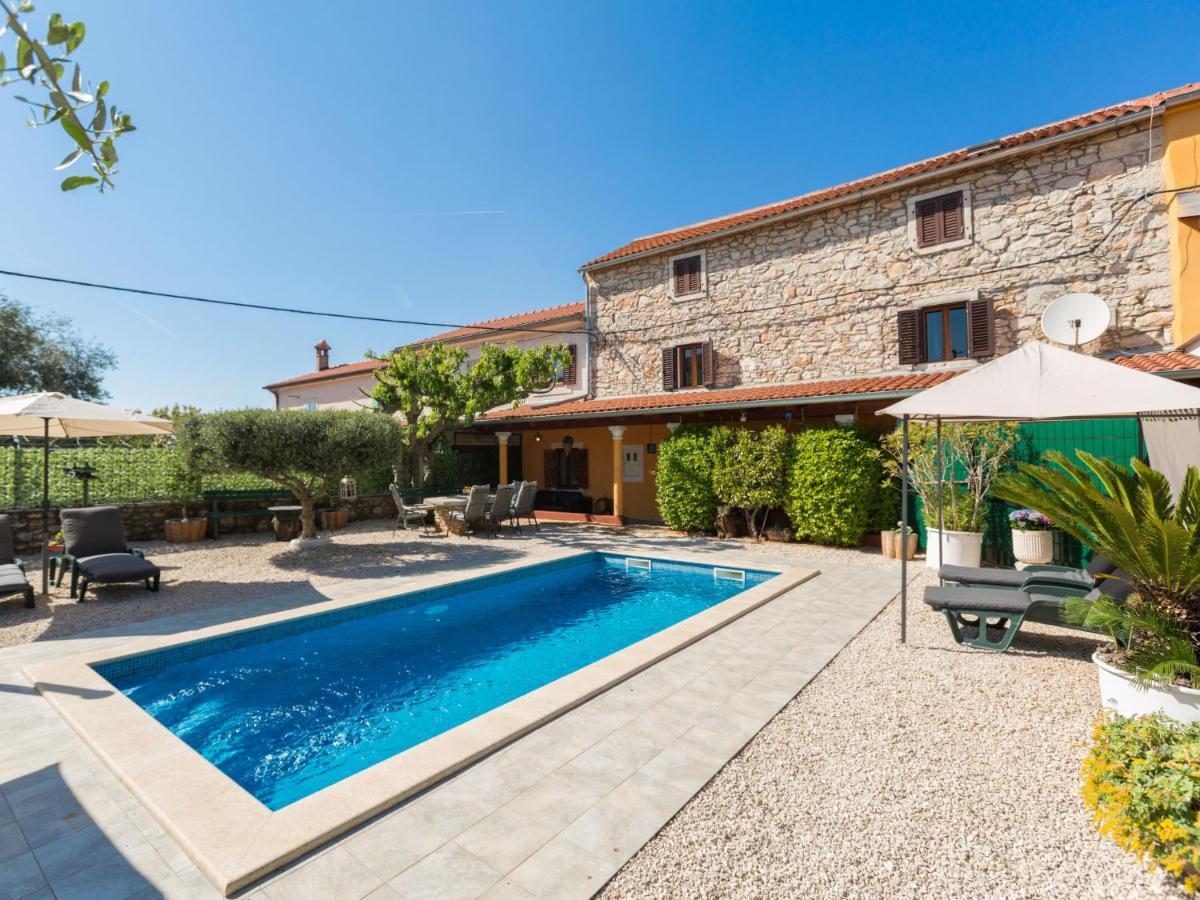 Holiday Home Villa Lucky Brtonigla Esterno foto