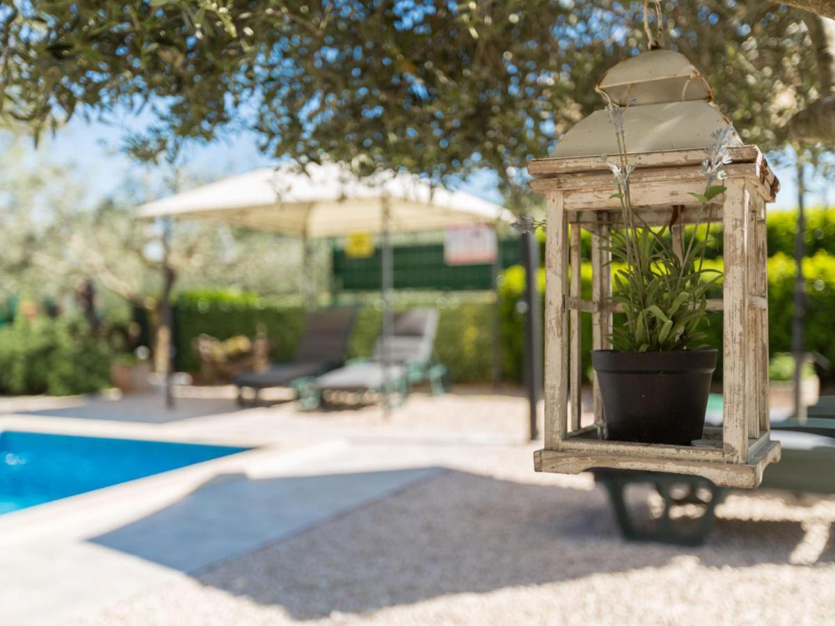 Holiday Home Villa Lucky Brtonigla Esterno foto