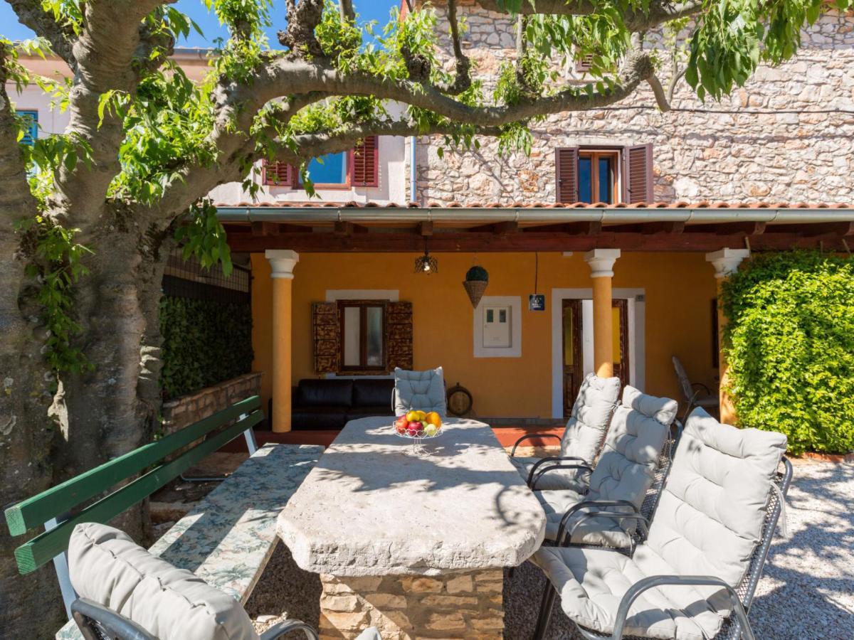 Holiday Home Villa Lucky Brtonigla Esterno foto